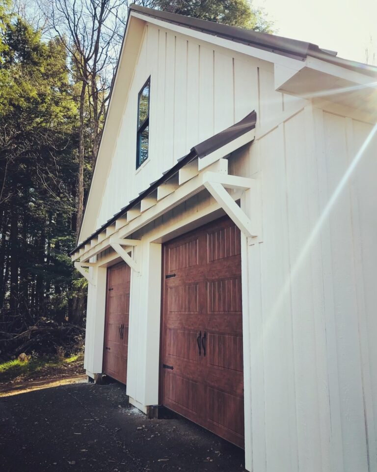 Garage Siding Painting in East Aurora NY | Exterior Garage Painting